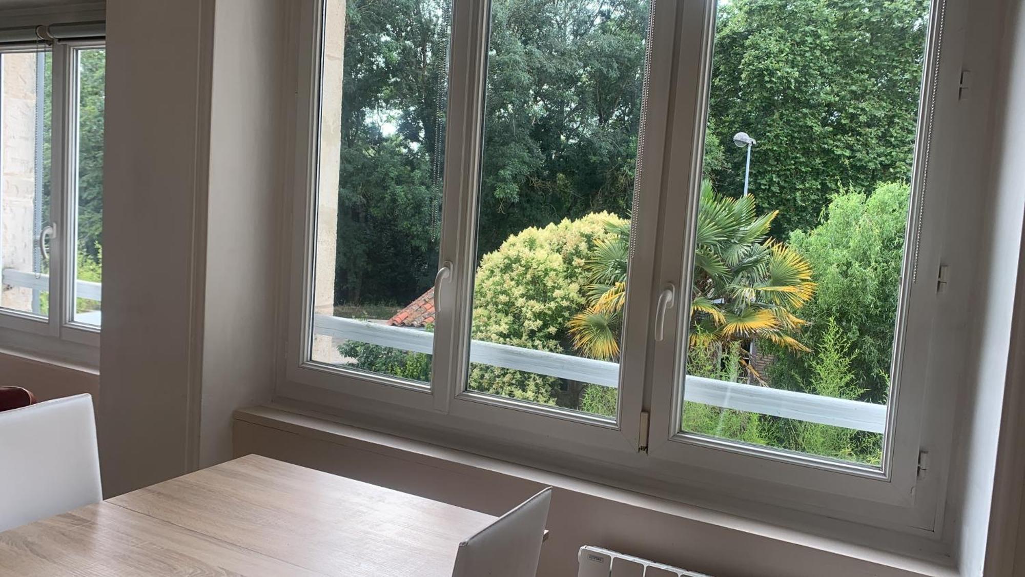 L'Appart Sur Jardin 42M2 Tres Calme La Rochelle  Buitenkant foto